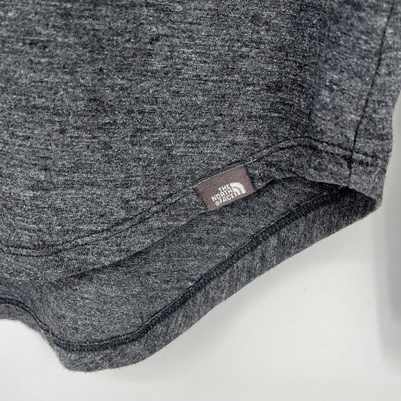 The North Face Long Sleeve Tee Heathered Gray Size XS - Picture 2 of 6